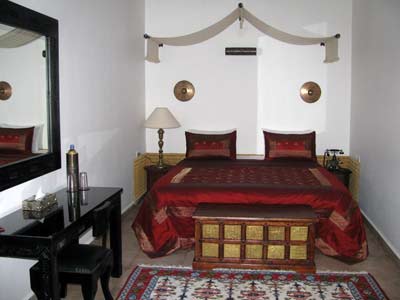 elkhan hptel bedroom