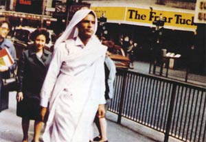 Gaddafi walking in London