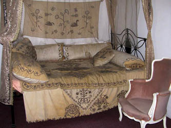 the bed with side curtains