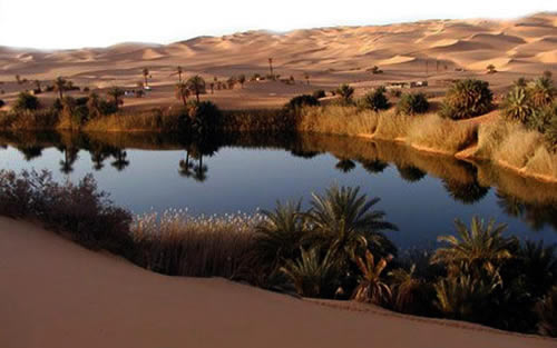 awbari lake in the sahara