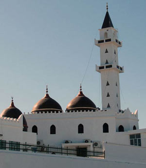 throo-domed mosque