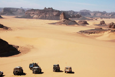 acacus sand dunes and mountains.