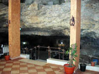 muntazah cyrene cave