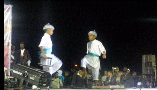 ghadames festival children dancing on stage