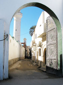 bab albahr: a gate to the old city