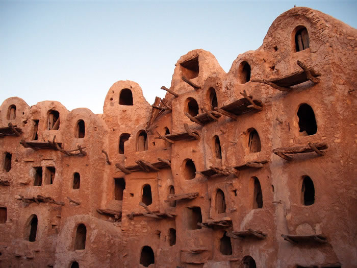 Fortress Defintion by taliby kaba